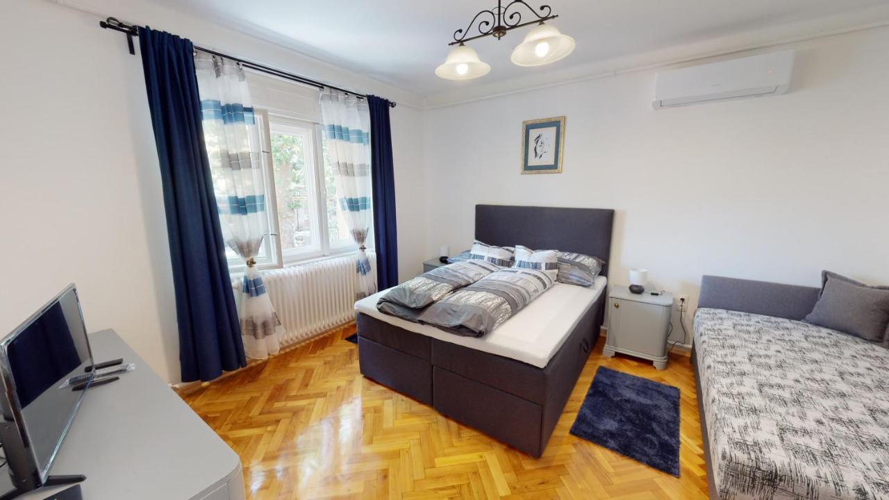 Family Apartman Miskolc Exteriör bild
