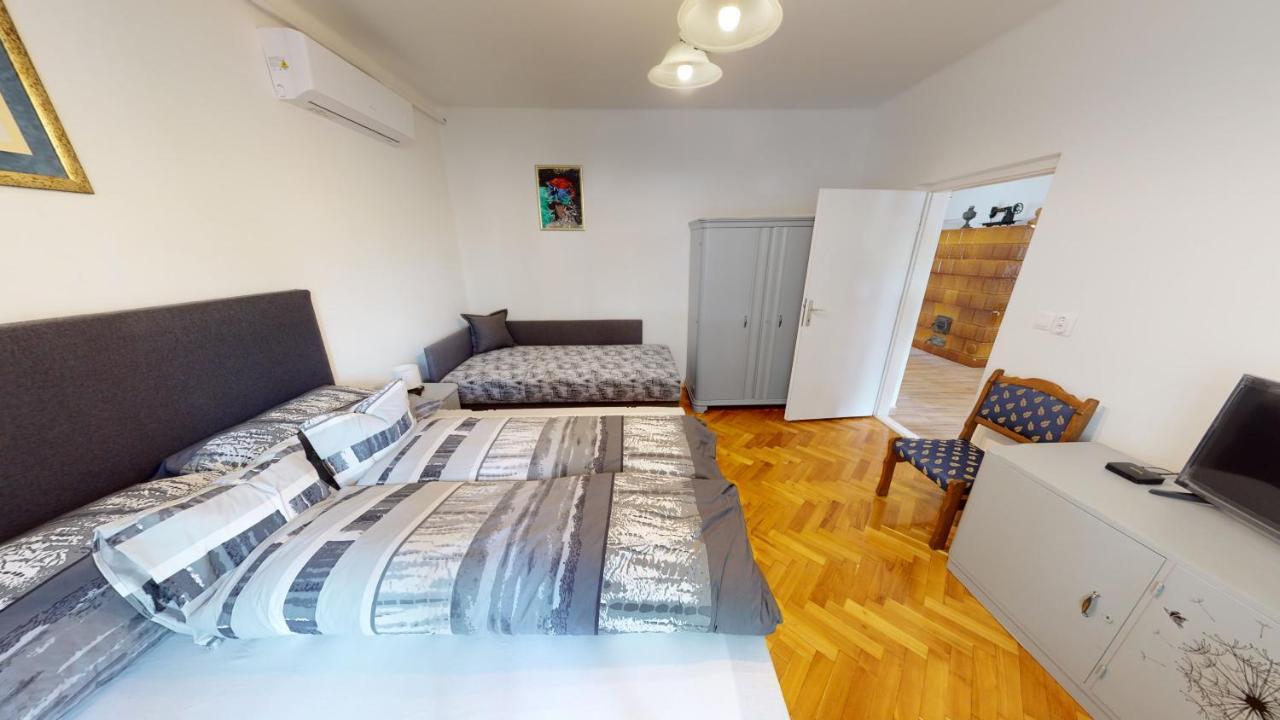 Family Apartman Miskolc Exteriör bild