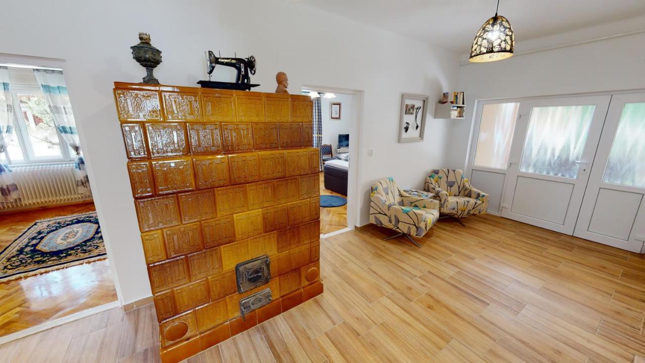 Family Apartman Miskolc Exteriör bild