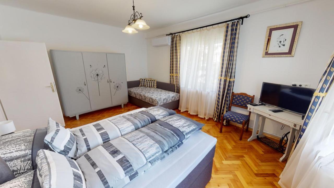 Family Apartman Miskolc Exteriör bild