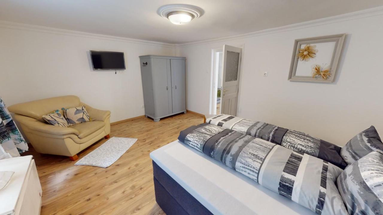 Family Apartman Miskolc Exteriör bild