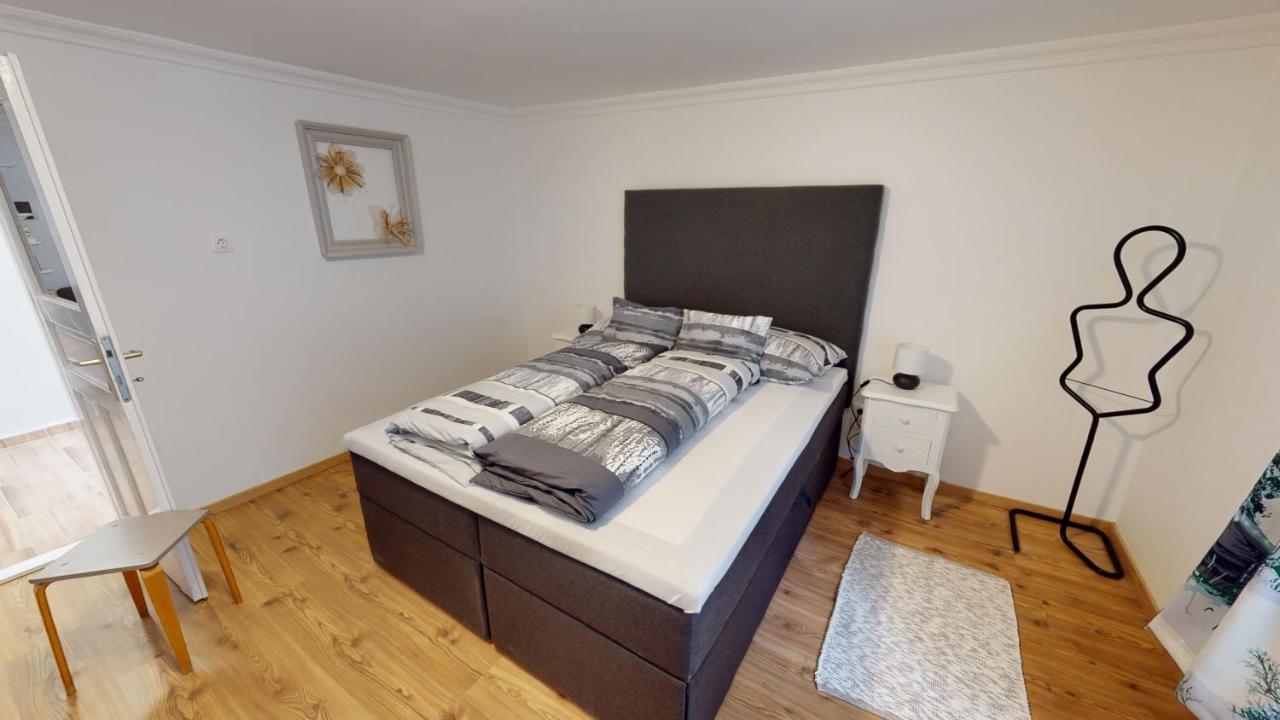 Family Apartman Miskolc Exteriör bild