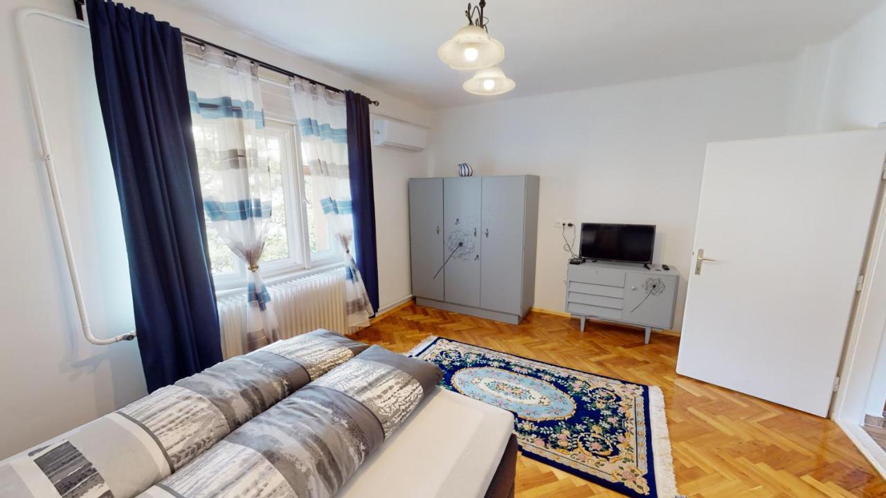 Family Apartman Miskolc Exteriör bild