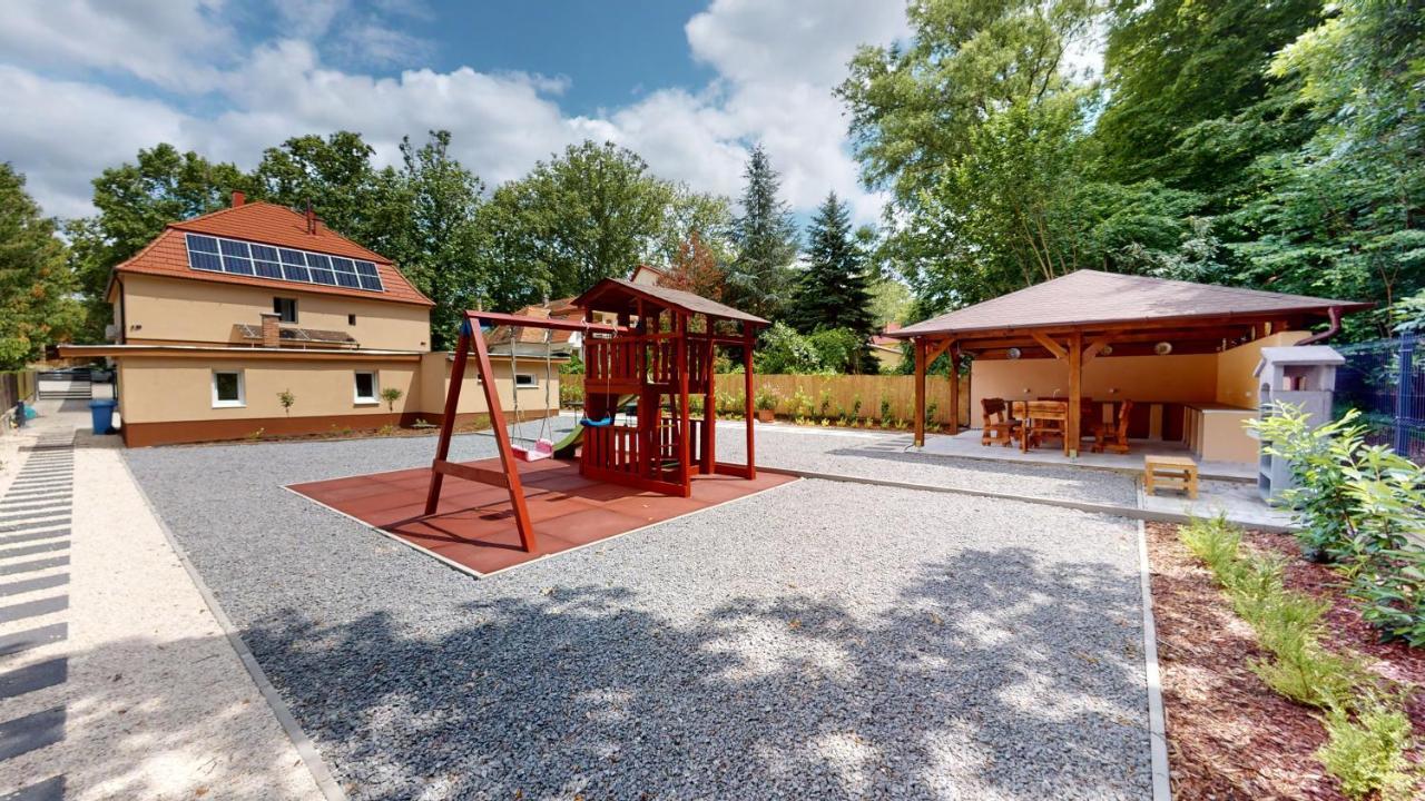 Family Apartman Miskolc Exteriör bild